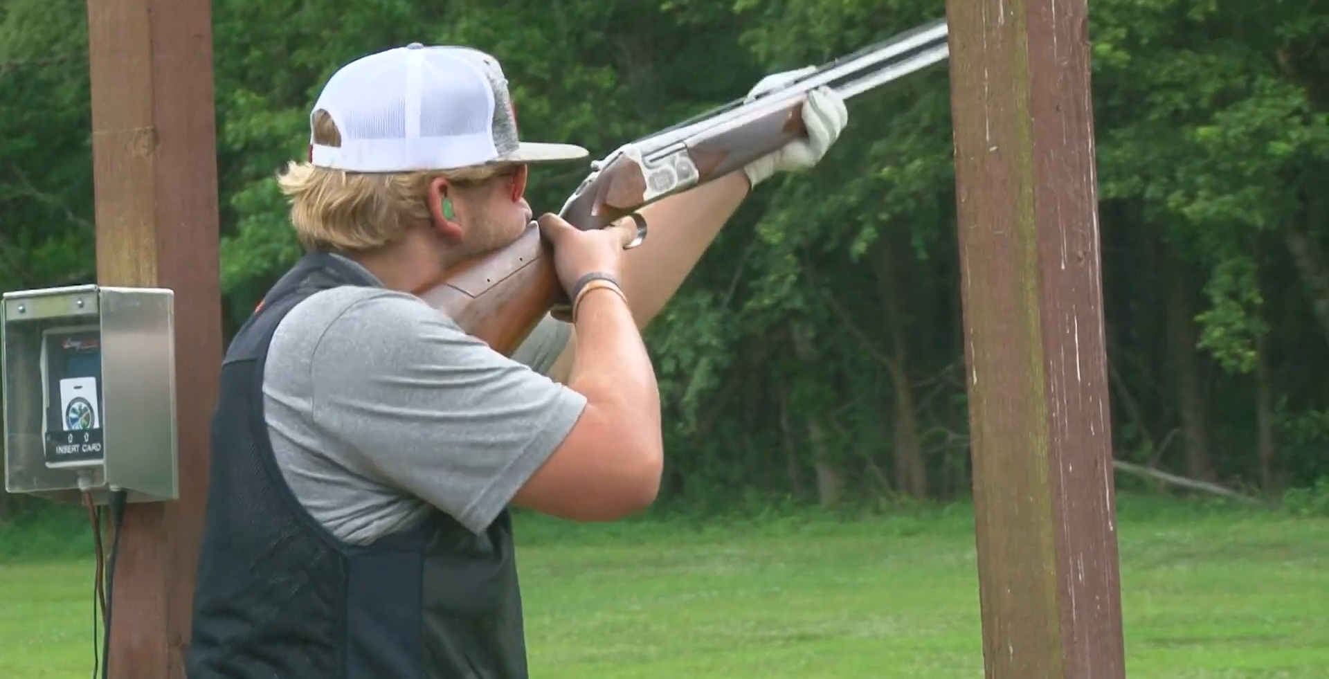 MSSP participant lines up a shot on the range